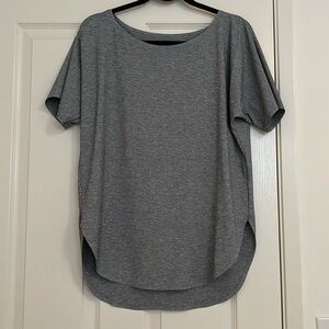 Uniqlo top